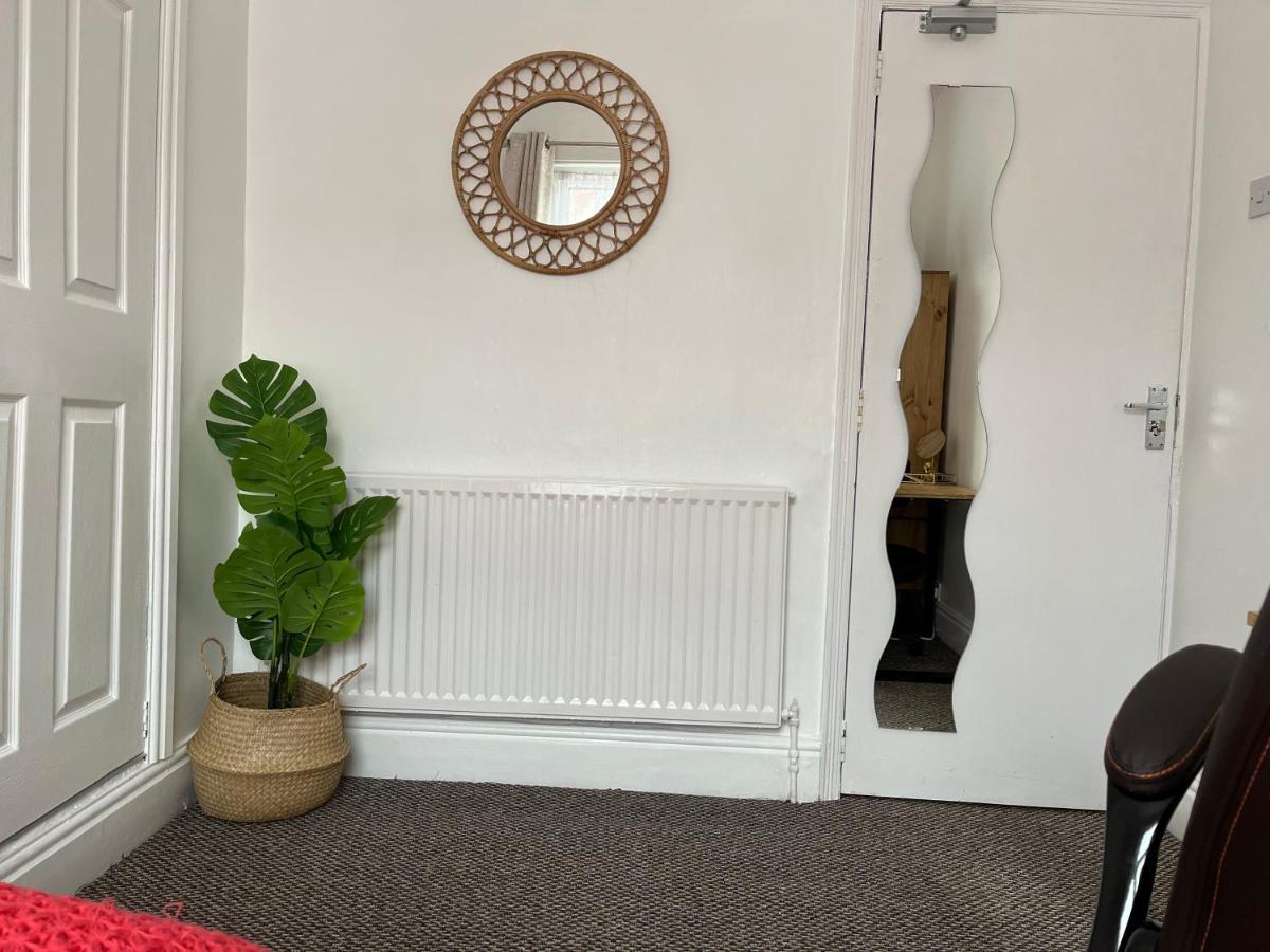 Monk'S Lodge Coventry Extérieur photo